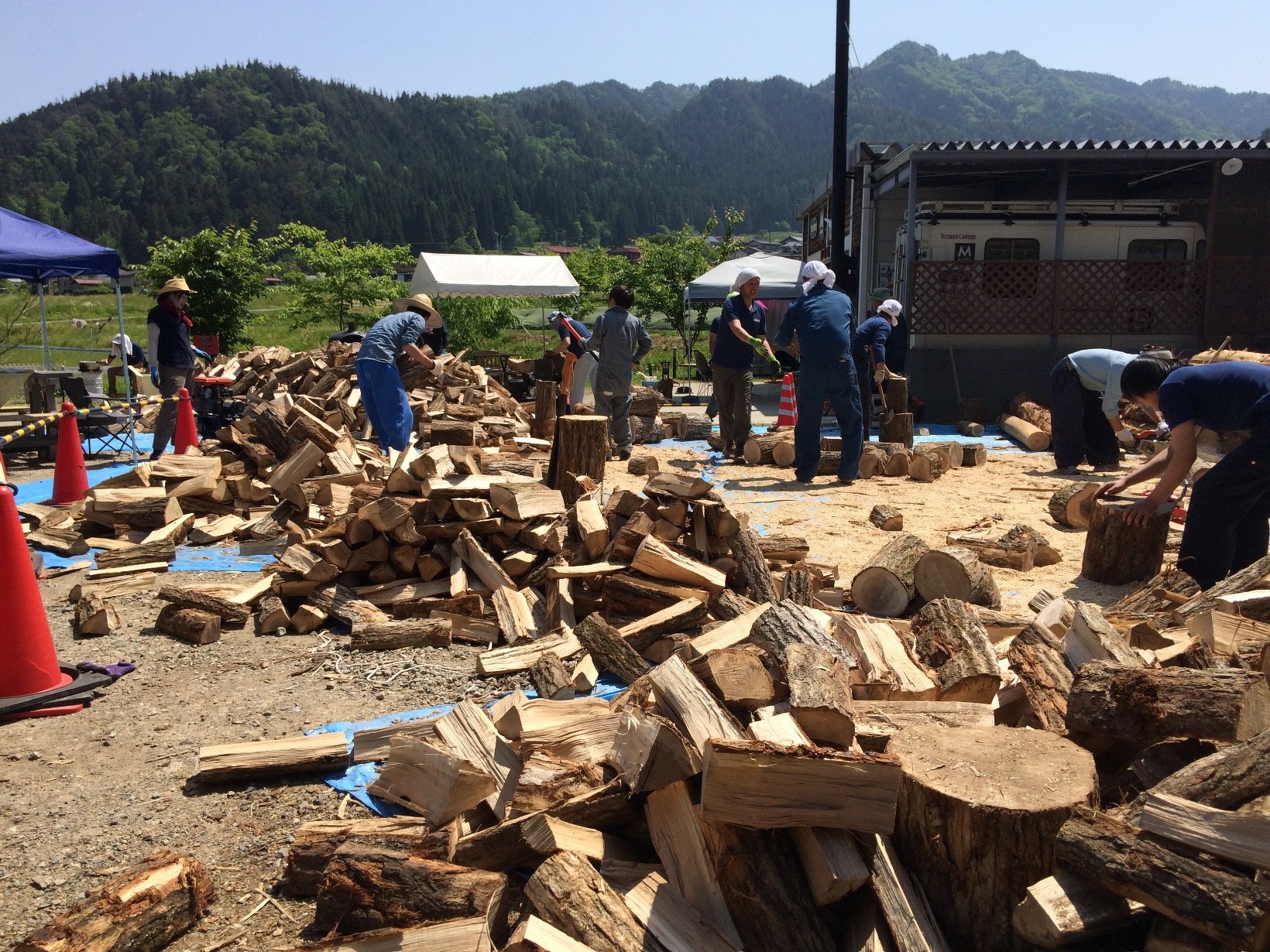 炎の薪割り合宿／体験